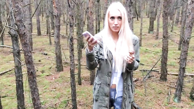 Уговорил сотрудницу засняла камера