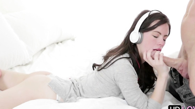 Устроили зрелой групповуху